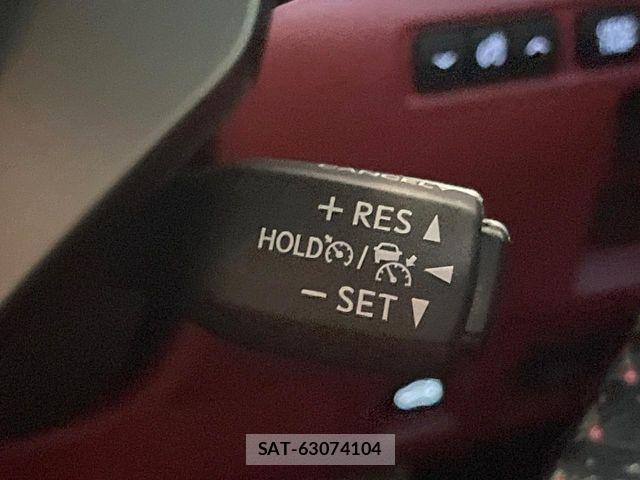 Lexus IS 2021-06 8796470-5