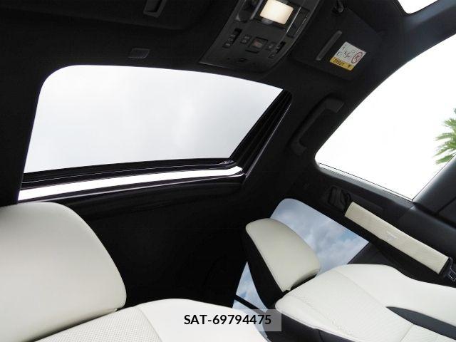 Lexus IS 2021-06 8796469-9