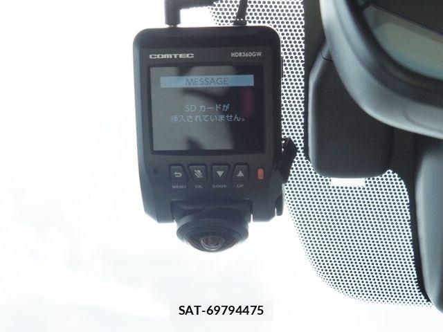 Lexus IS 2021-06 8796469-25