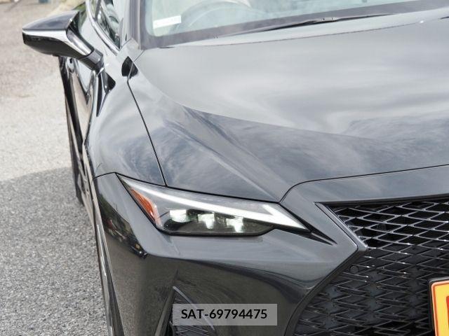 Lexus IS 2021-06 8796469-7