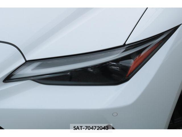 Lexus IS 2021-08 8829949-13