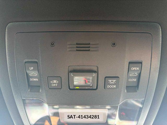 Lexus IS 2022-04 8849576-18