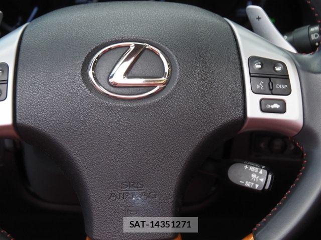 Lexus IS 2012-04 7328029-15