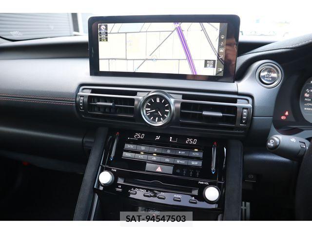 Lexus IS 2023-02 1286282-13