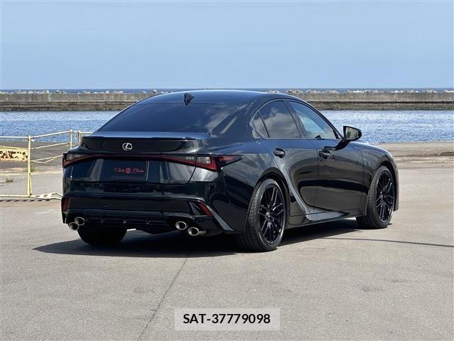 Lexus IS 2024-05 6545545-2