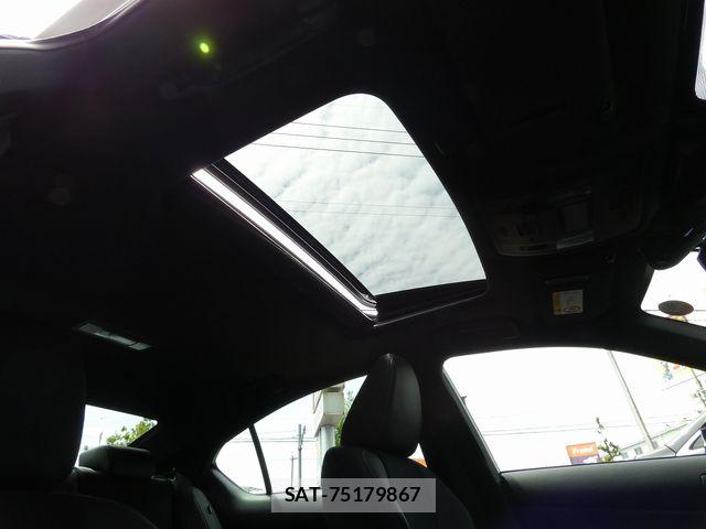 Lexus IS 2023-11 6612829-14