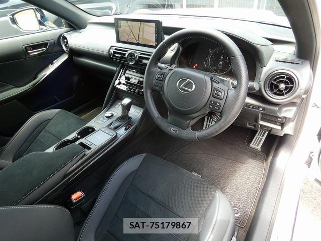 Lexus IS 2023-11 6612829-15
