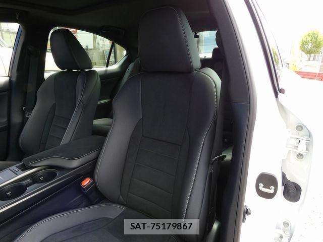 Lexus IS 2023-11 6612829-17