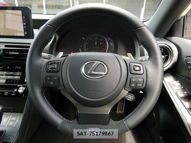Lexus IS 2023-11 6612829-20