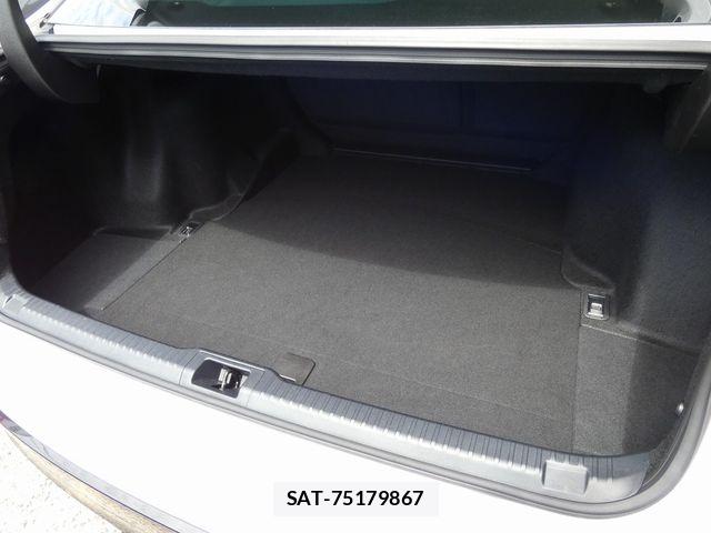 Lexus IS 2023-11 6612829-25