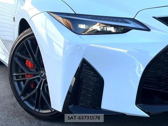 Lexus IS 2023-06 6907713-15
