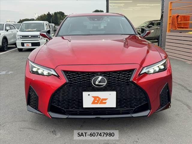 Lexus IS 2024-05 7358484-8