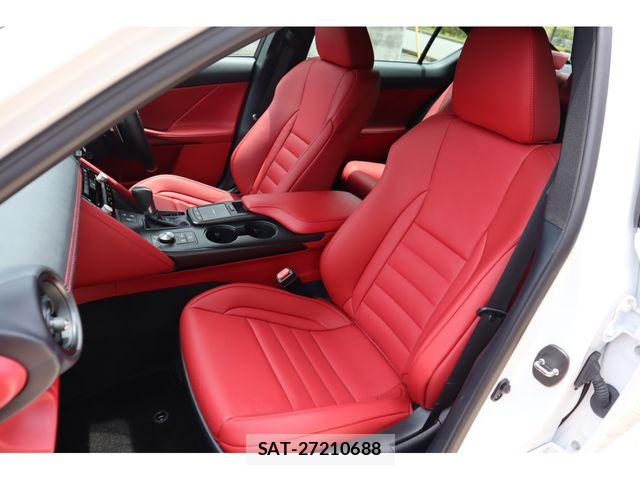 Lexus IS 2025-04 7786492-9