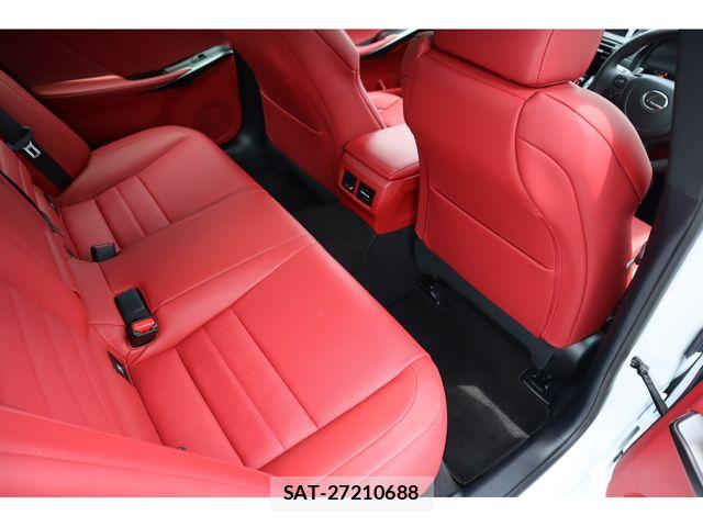 Lexus IS 2025-04 7786492-10