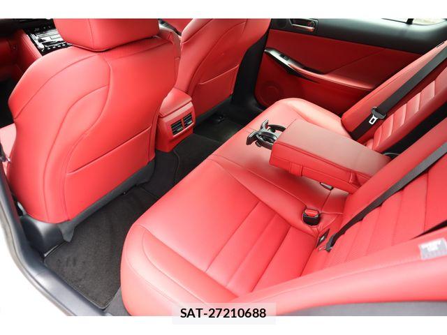 Lexus IS 2025-04 7786492-11