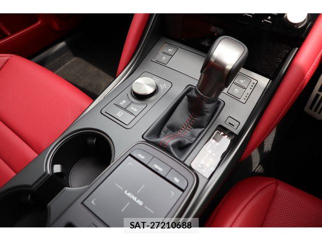 Lexus IS 2025-04 7786492-15