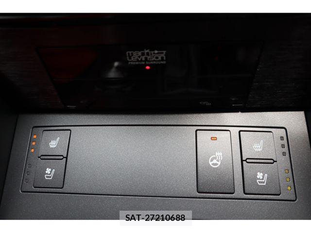Lexus IS 2025-04 7786492-16
