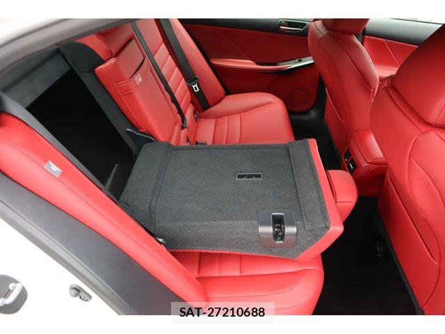 Lexus IS 2025-04 7786492-20