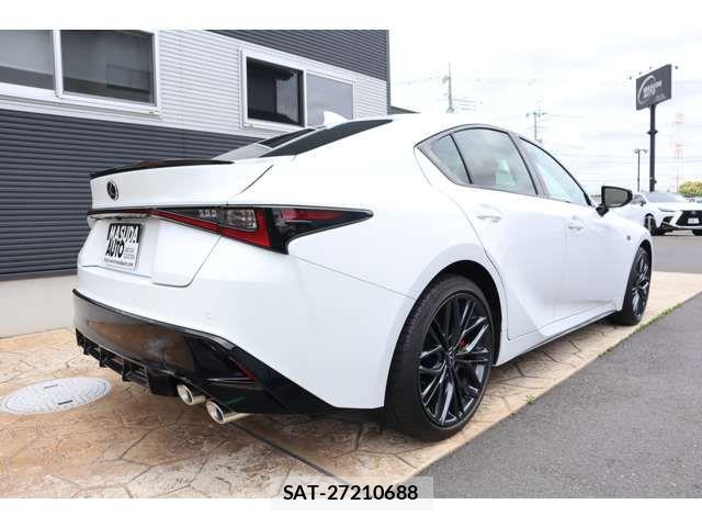 Lexus IS 2025-04 7786492-6
