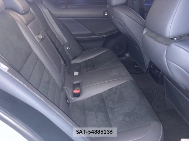 Lexus IS 2023-09 7877343-13