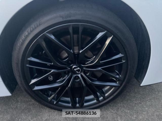 Lexus IS 2023-09 7877343-8