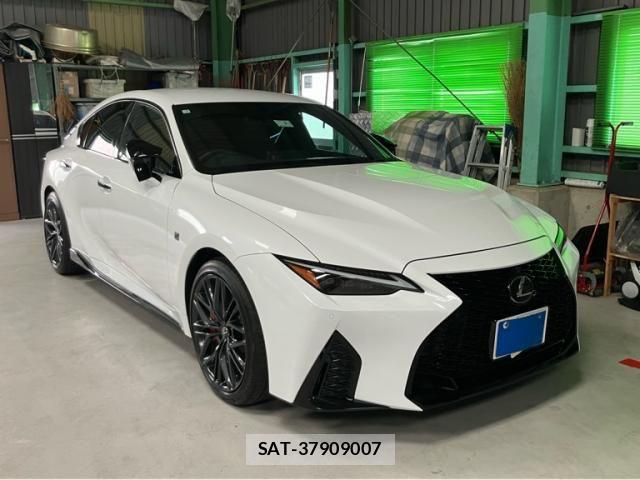 Lexus IS 2023-07 7962395-0
