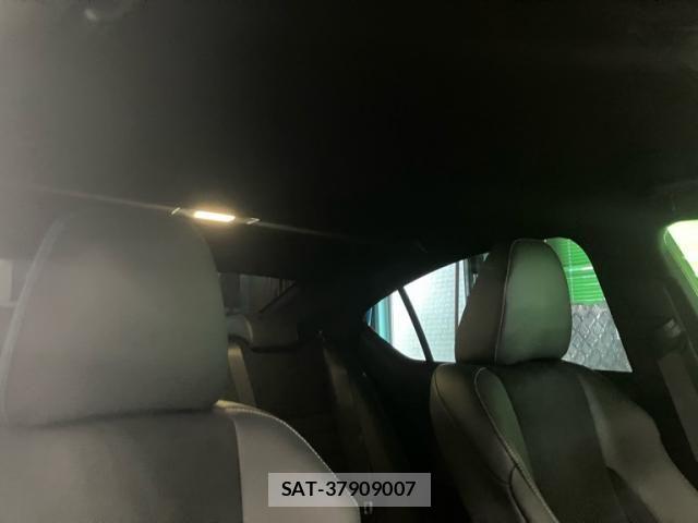Lexus IS 2023-07 7962395-13