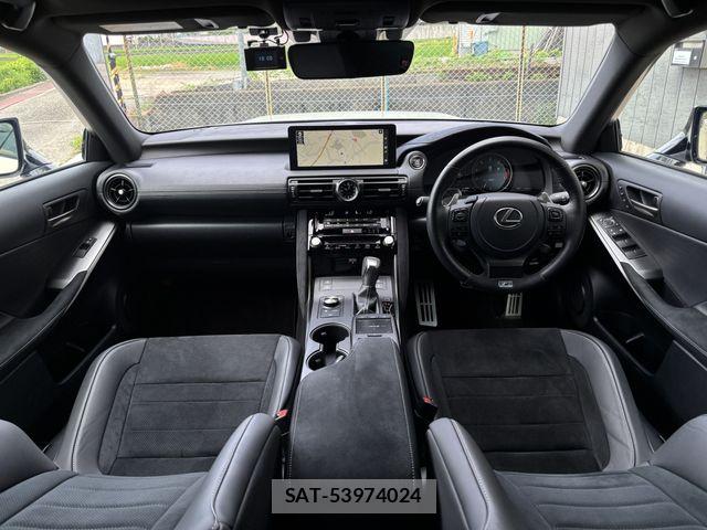 Lexus IS 2023-07 8036432-15