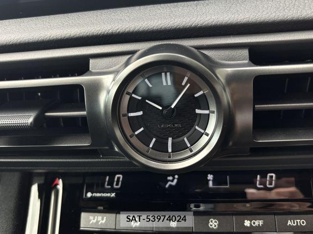Lexus IS 2023-07 8036432-19