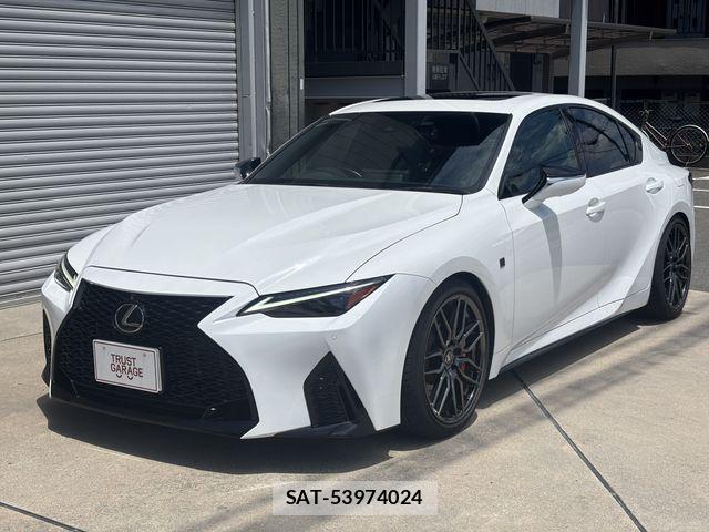 Lexus IS 2023-07 8036432-3