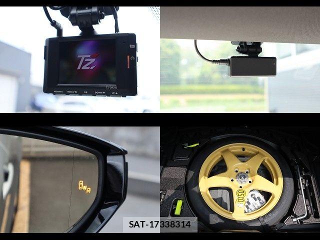Lexus IS 2025-05 8230619-23