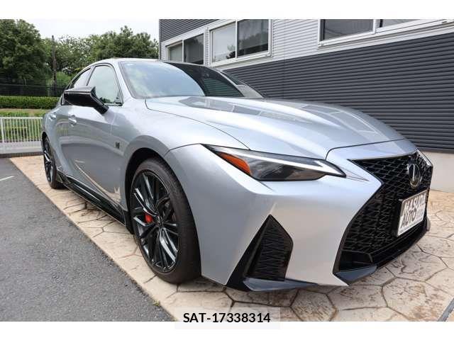 Lexus IS 2025-05 8230619-2
