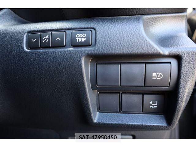 Lexus IS 2025-08 8366722-19