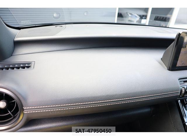Lexus IS 2025-08 8366722-20