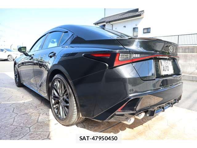 Lexus IS 2025-08 8366722-4
