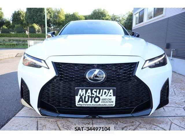 Lexus IS 2023-08 8366720-1