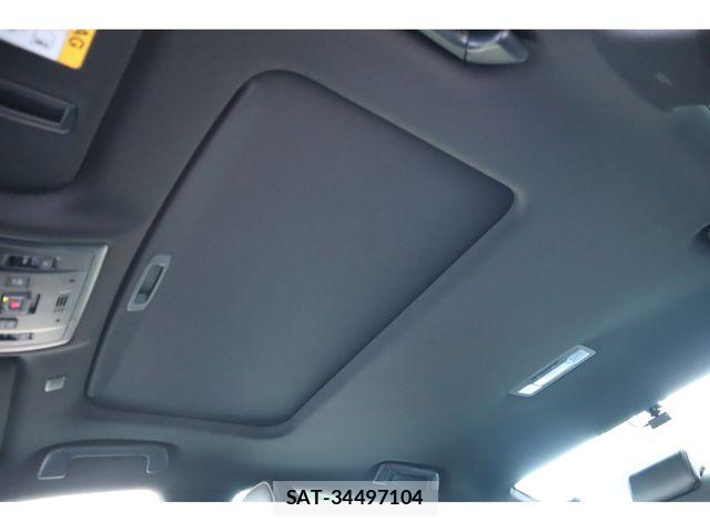 Lexus IS 2023-08 8366720-22