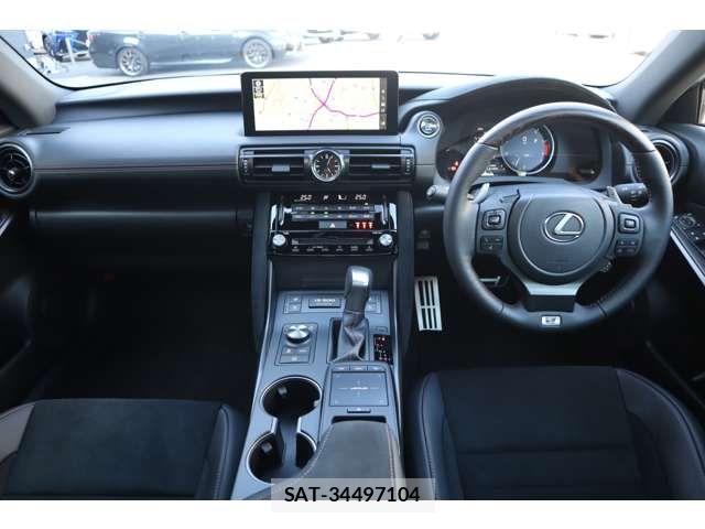 Lexus IS 2023-08 8366720-7