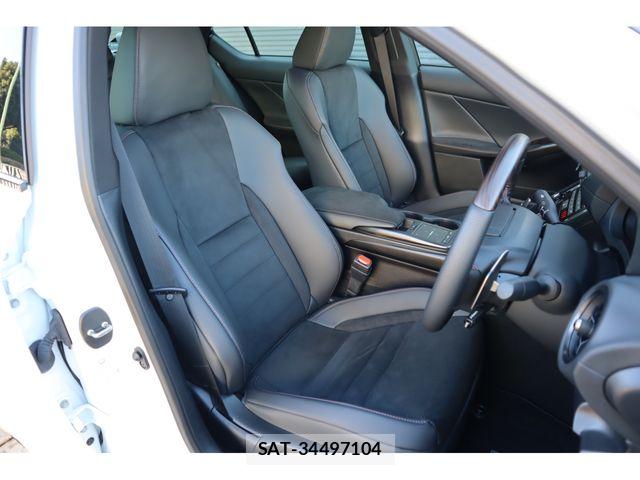 Lexus IS 2023-08 8366720-8