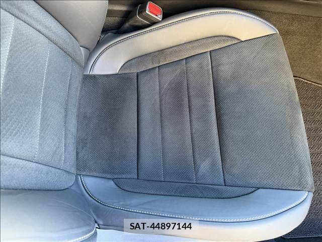 Lexus IS 2024-02 8743424-18