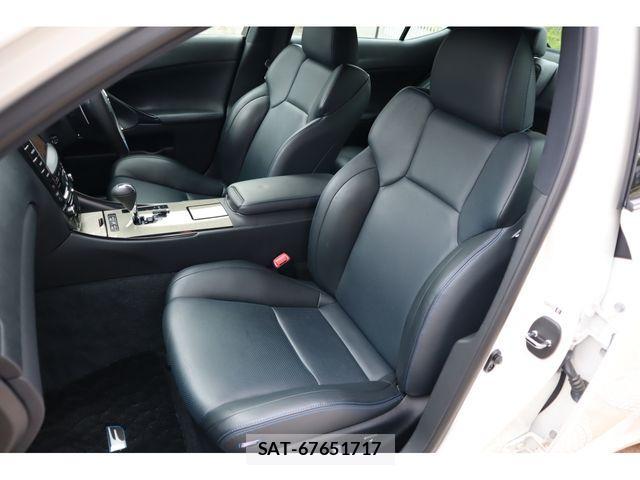 Lexus IS F 2011-09 1286283-9