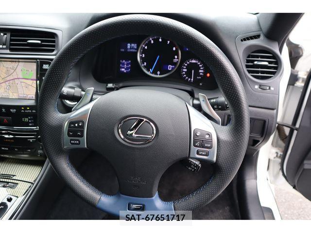 Lexus IS F 2011-09 1286283-12