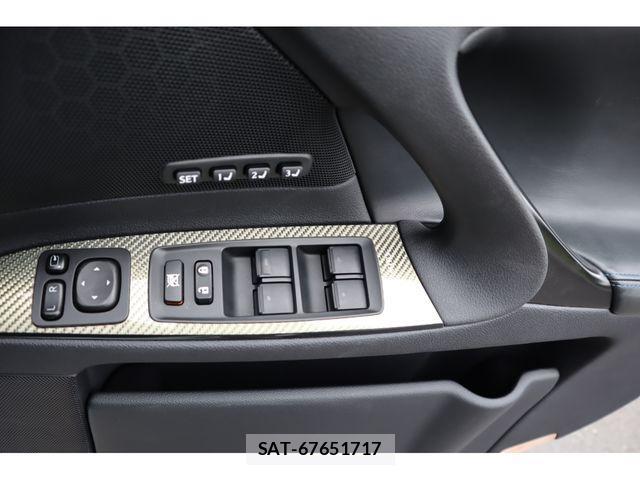 Lexus IS F 2011-09 1286283-17