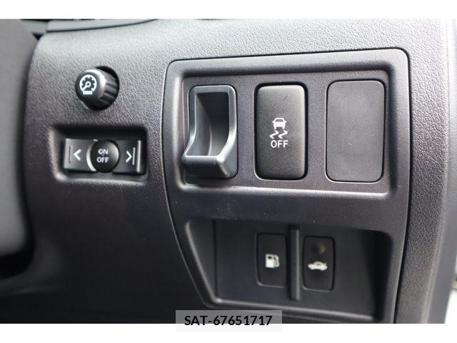 Lexus IS F 2011-09 1286283-19