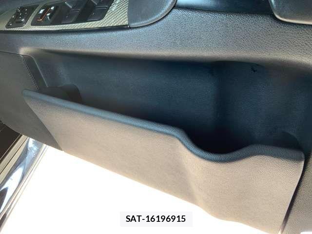Lexus IS F 2011-07 2316731-13