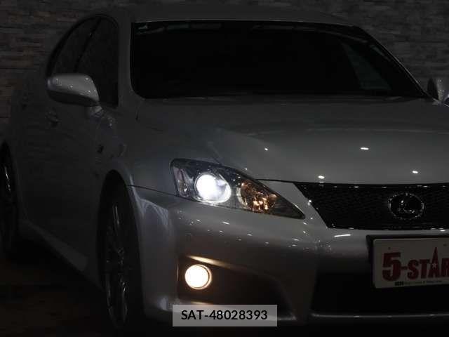 Lexus IS F 2008-09 7877344-11