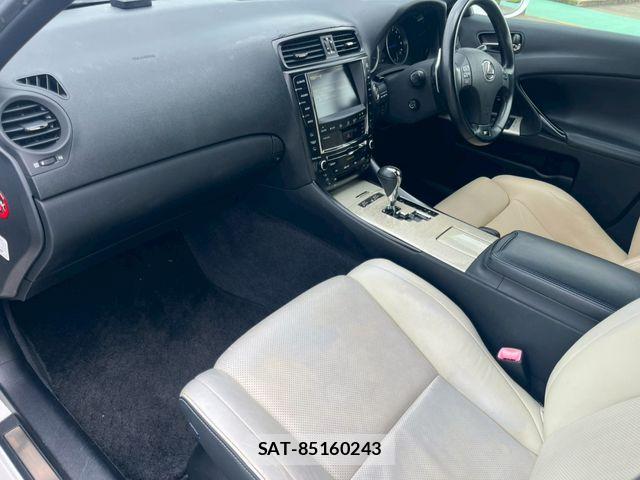 Lexus IS F 2008-11 7979764-12