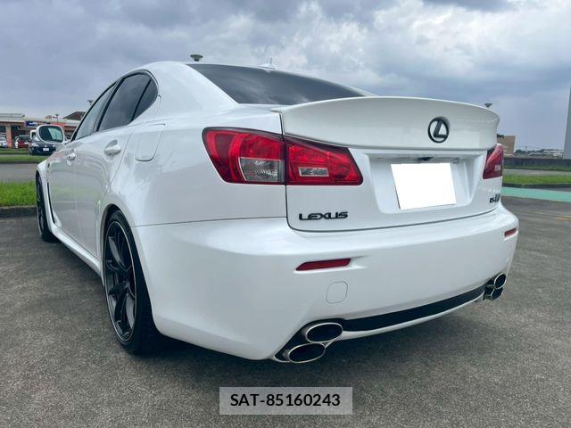 Lexus IS F 2008-11 7979764-2