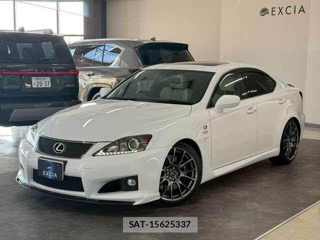 Lexus IS F 2014-06 8100131-3