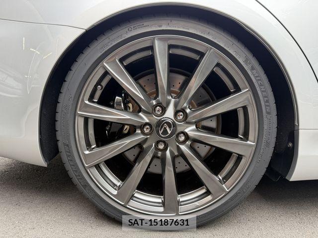 Lexus IS F 2010-03 8849578-10